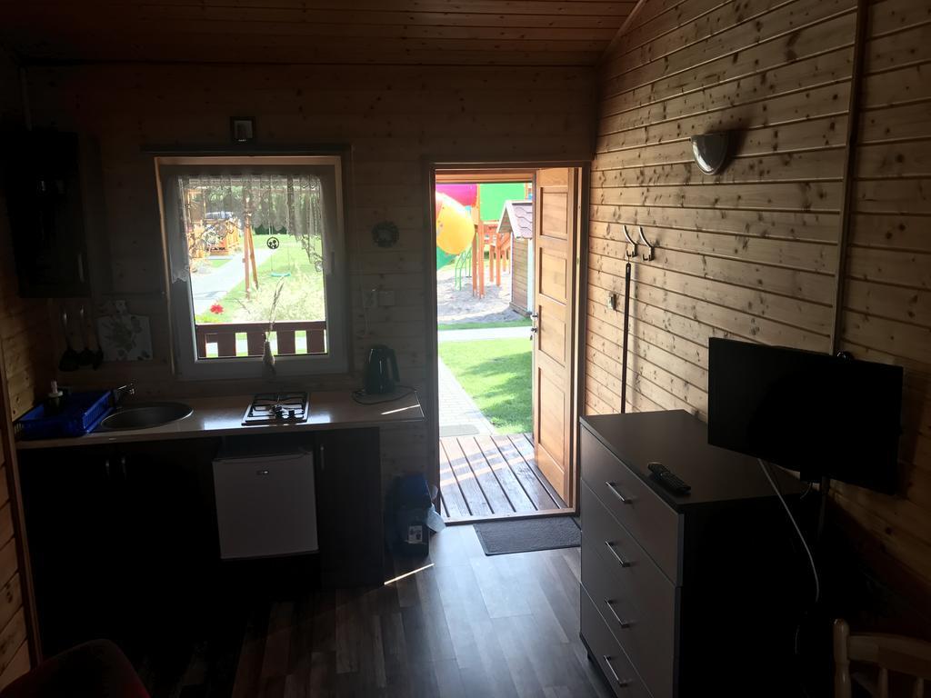 Domki Letniskowe Amelia Ustronie Morskie Habitación foto
